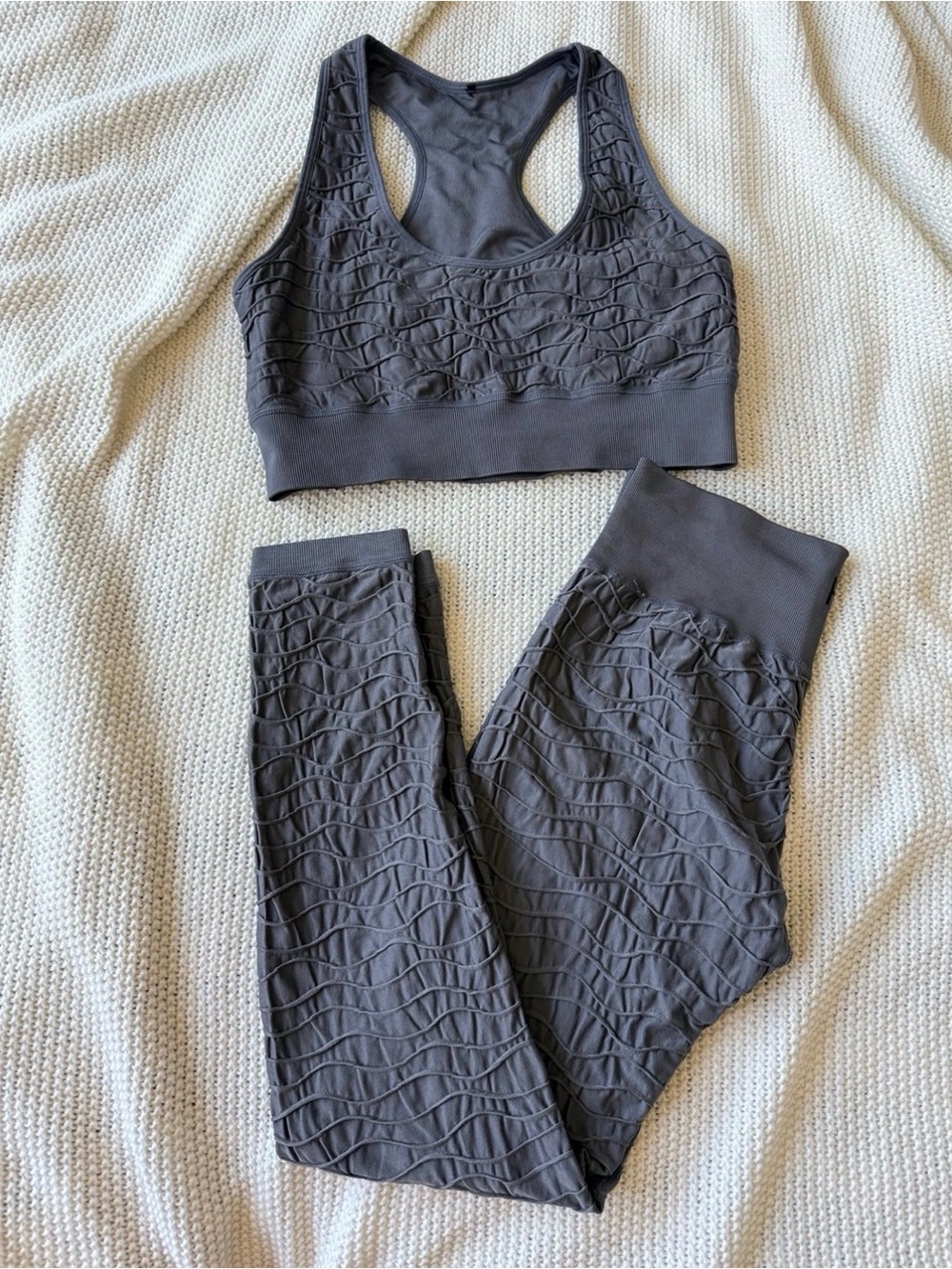 Gray Textured Racerback Sports Bra & Legging Set